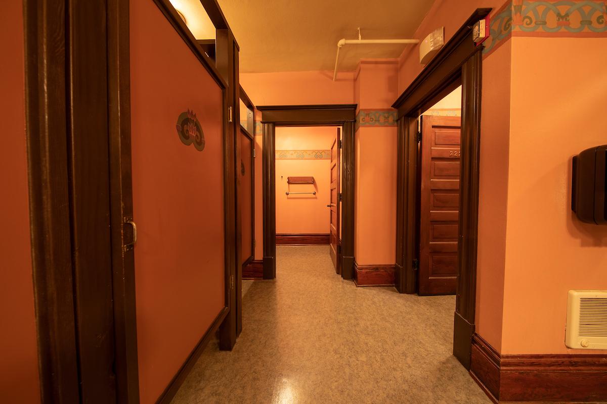 Hotel Mcmenamins Oregon
